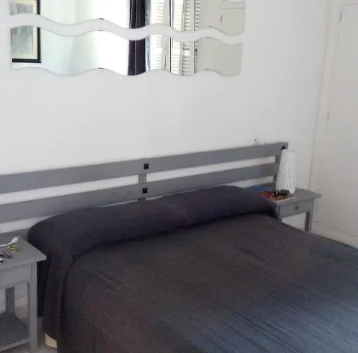 Precioso Al Lado De Bonita Cala