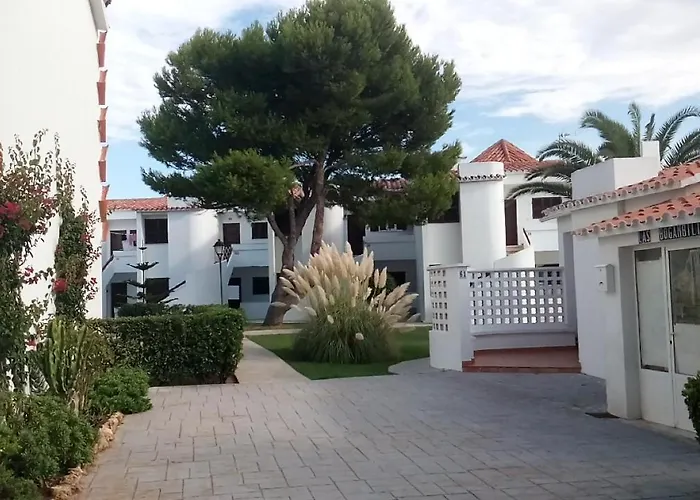 Precioso Al Lado De Bonita Cala Ciutadella (Menorca)